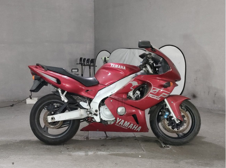 Мотоцикл Yamaha YZF600R