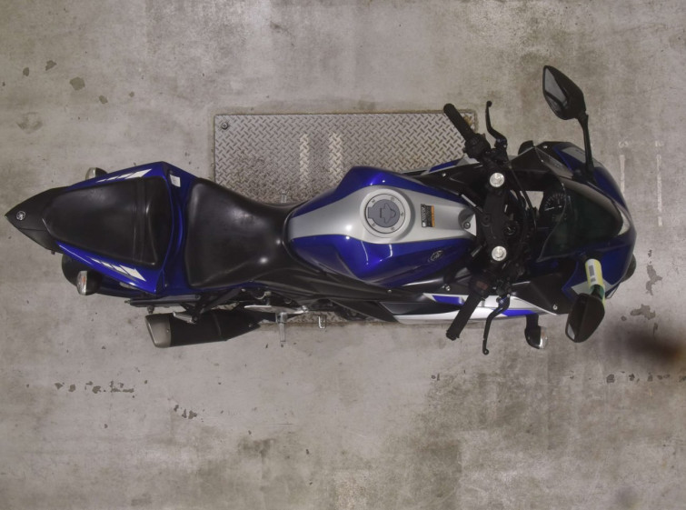 Мотоцикл Yamaha YZF-R25 с пробегом 19907 km