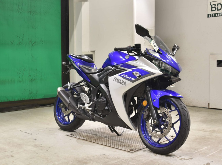 Мотоцикл Yamaha YZF-R25 с пробегом 19907 km