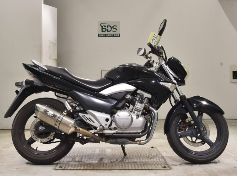Мотоцикл Suzuki GSR250 с пробегом 29728 km