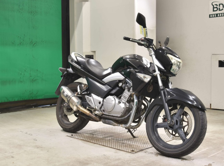 Мотоцикл Suzuki GSR250 с пробегом 29728 km