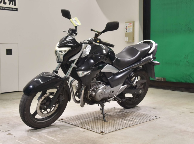 Мотоцикл Suzuki GSR250 с пробегом 29728 km