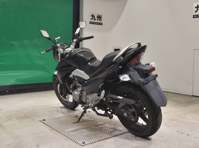 Мотоцикл Suzuki GSR250 с пробегом 29728 km