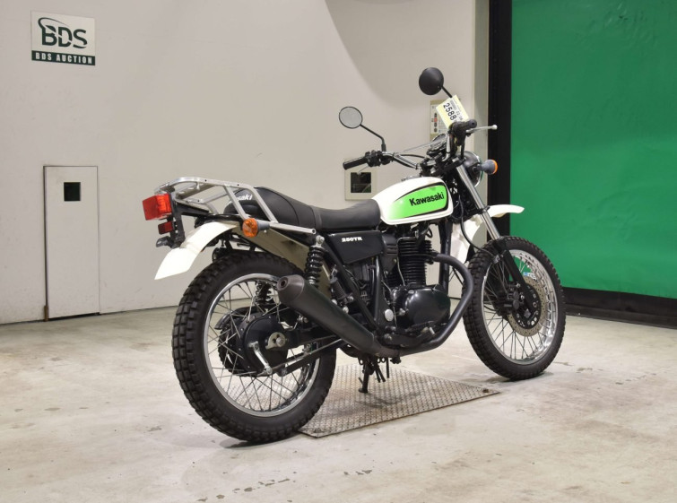 Мотоцикл Kawasaki 250TR з пробігом 16423 km