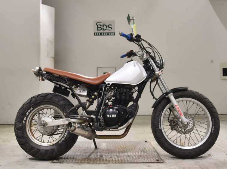 Мотоцикл Yamaha TW225 з пробігом 6312 km