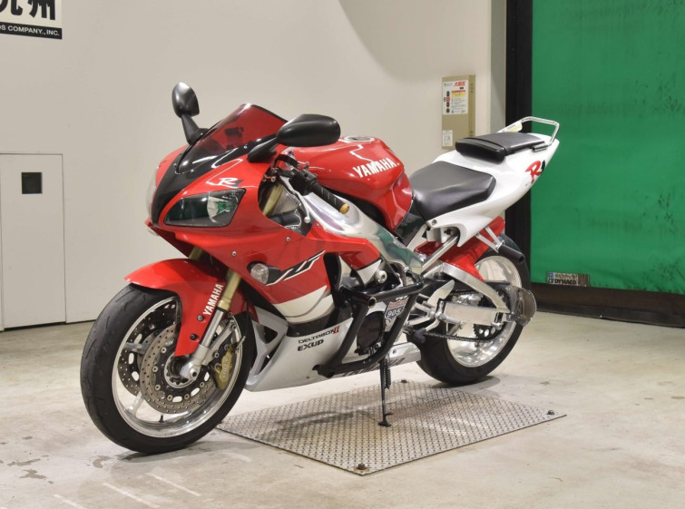 Мотоцикл Yamaha YZF-R1 з пробігом 37022 m