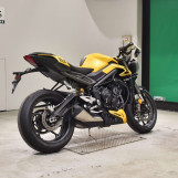 Мотоцикл Triumph STREET TRIPLE RS з пробігом 4213 km