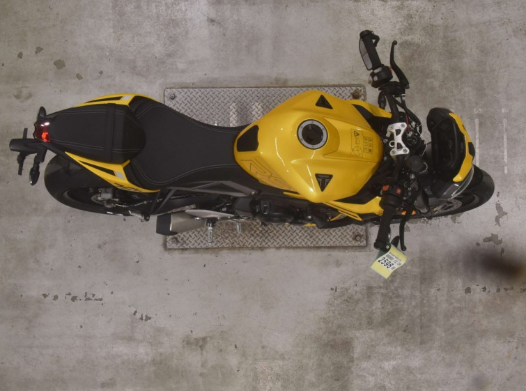 Мотоцикл Triumph STREET TRIPLE RS з пробігом 4213 km