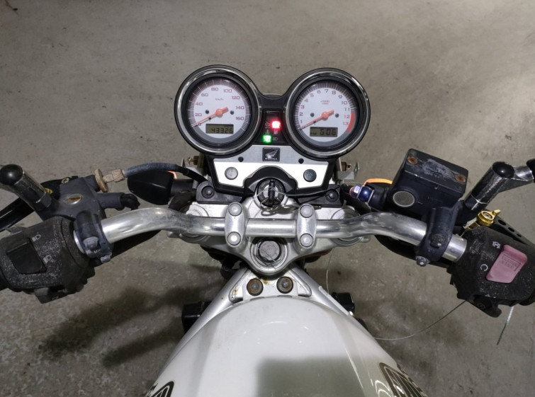 Мотоцикл Honda VTR250 з пробігом 43326 km