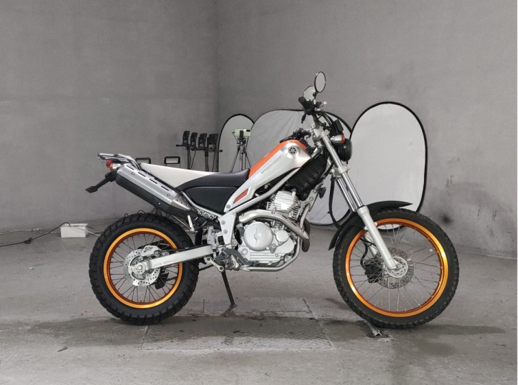 Мотоцикл Yamaha TRICKER з пробігом 6170 km