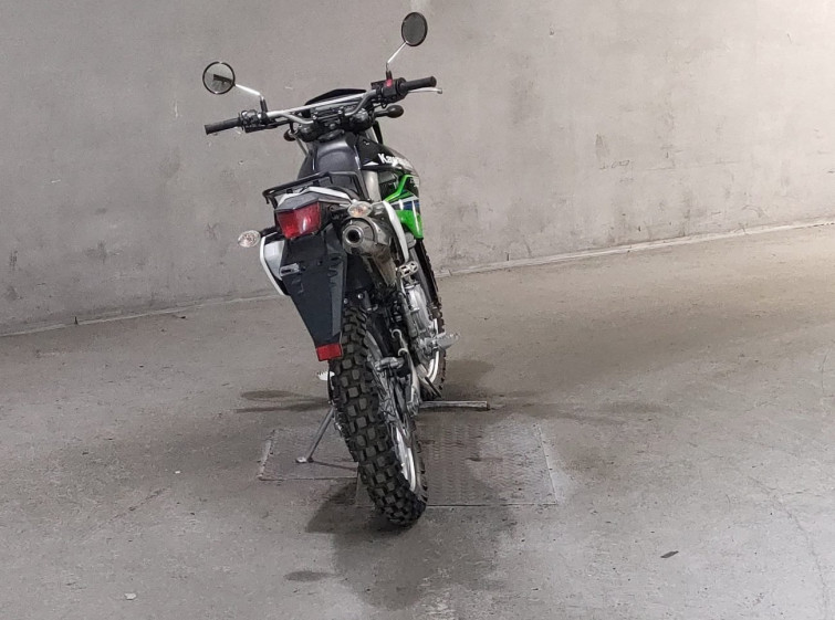 Мотоцикл Kawasaki KLX250 з пробігом 12520 km