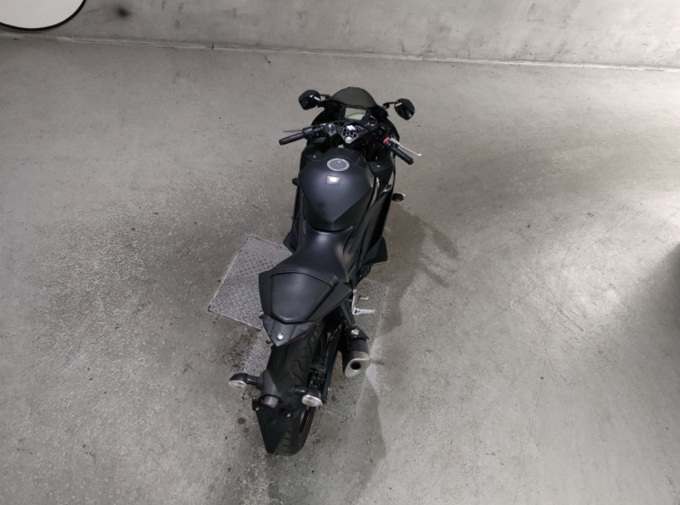 Мотоцикл Yamaha YZF-R25 з пробігом 7906 km