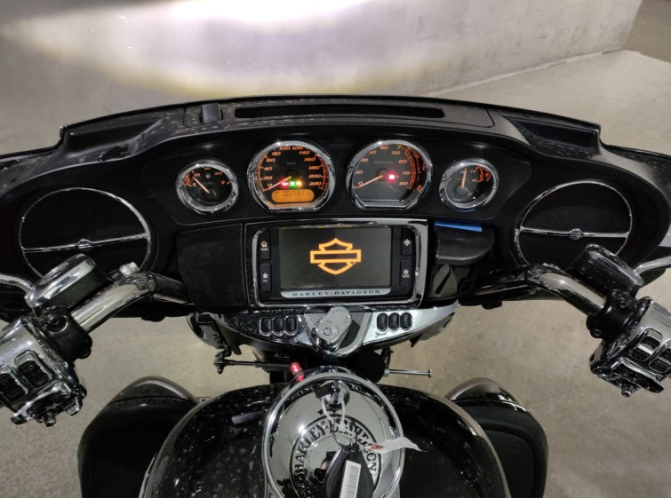 Мотоцикл HD ELECTRA GLIDE FLHTCU1750 TRIKE с пробегом 2551 km