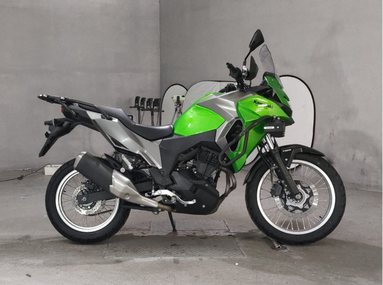 Мотоцикл Kawasaki VERSYS-X 250 з пробігом 4199 km