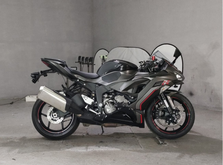 Мотоцикл Kawasaki ZX-6R з пробігом 4542 km