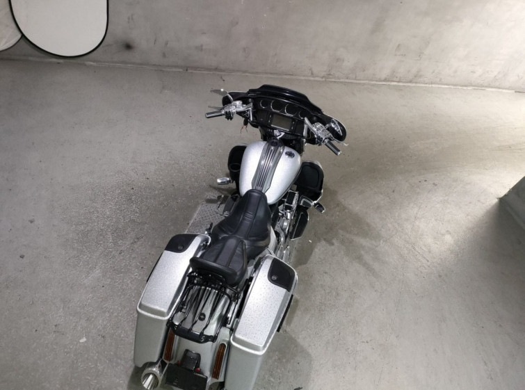 Мотоцикл HD STREET GLIDE FLHXSE1800 з пробігом 7080 km