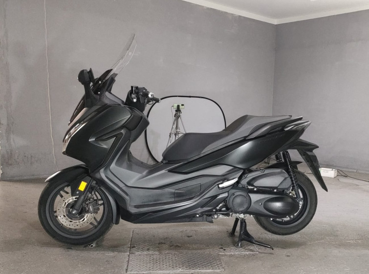 Мотоцикл Honda FORZA с пробегом 24787 km