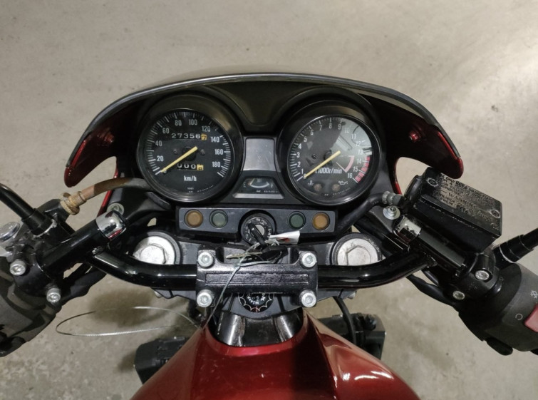 Мотоцикл Kawasaki ZRX400 з пробігом 27356 km