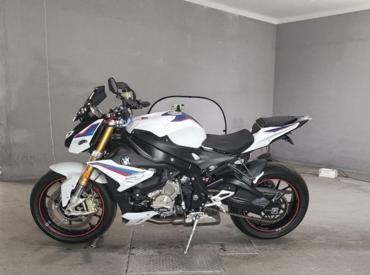 Мотоцикл BMW S1000R з пробігом 12968 km