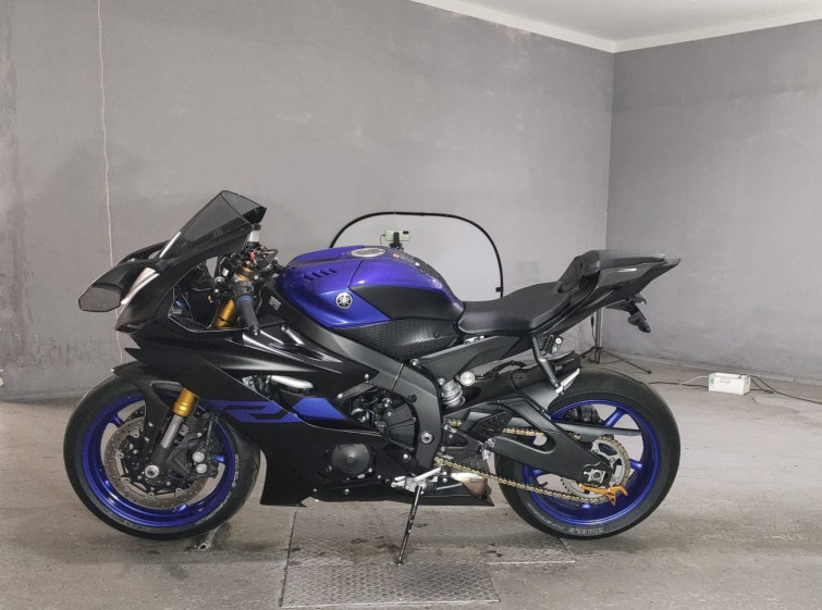 Мотоцикл Yamaha YZF-R6 с пробегом 35246 km