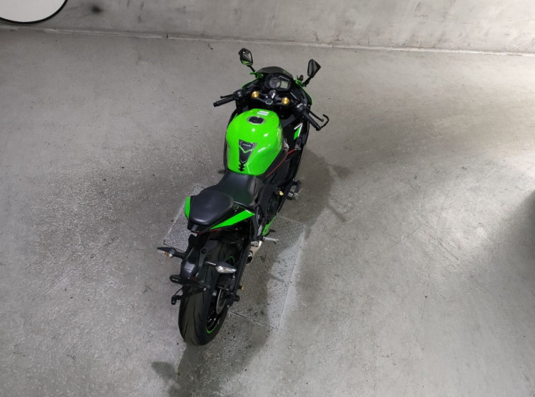 Мотоцикл Kawasaki NINJA ZX-25R KRT с пробегом 16674 km