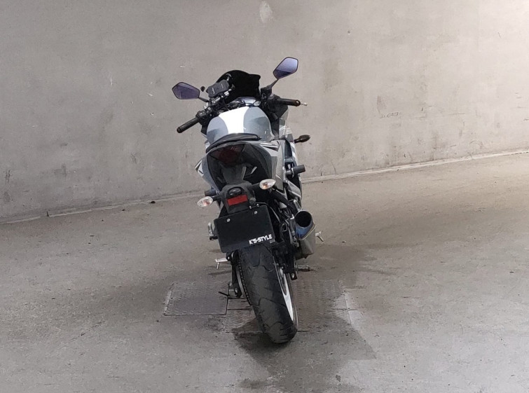 Мотоцикл Yamaha YZF-R25 з пробігом 14648 km