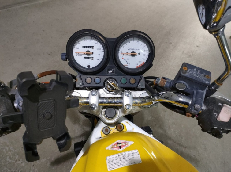 Мотоцикл Honda VTR250 з пробігом 83893 km
