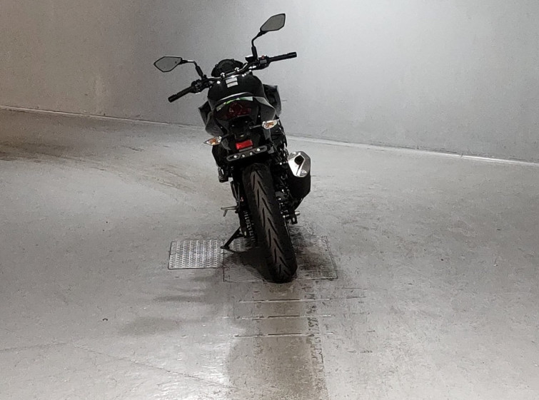 Мотоцикл Kawasaki NINJA250 з пробігом 3241 km