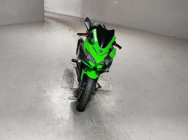 Мотоцикл Kawasaki NINJA400 з пробігом 16847 km