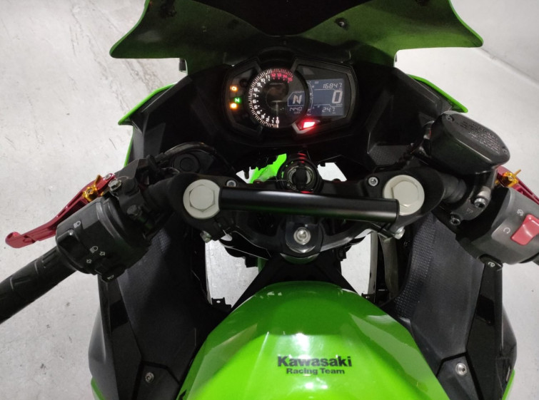 Мотоцикл Kawasaki NINJA400 з пробігом 16847 km