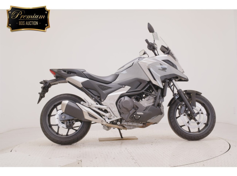 Мотоцикл Honda NC750XD з пробігом 7234 km