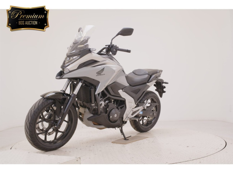 Мотоцикл Honda NC750XD з пробігом 7234 km