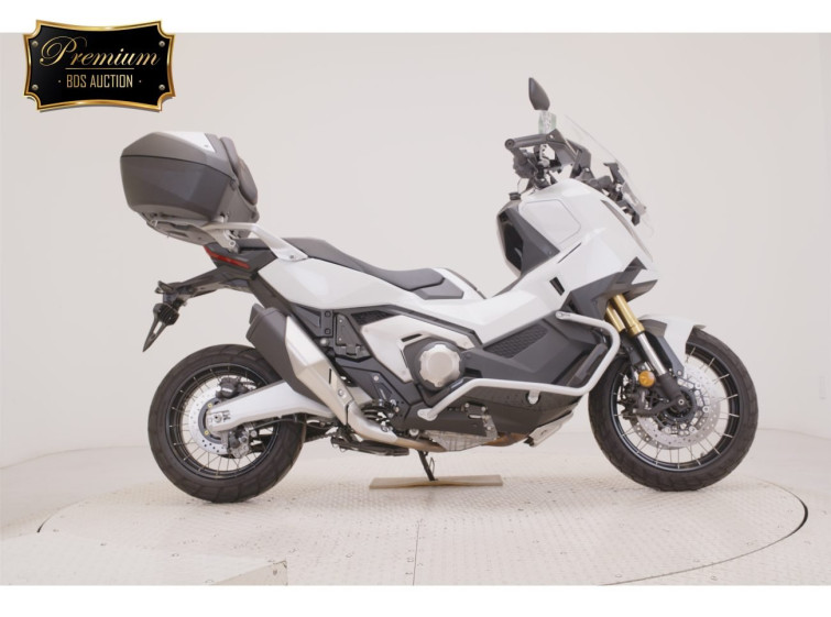Мотоцикл Honda X-ADV750-2 с пробегом 2737 km
