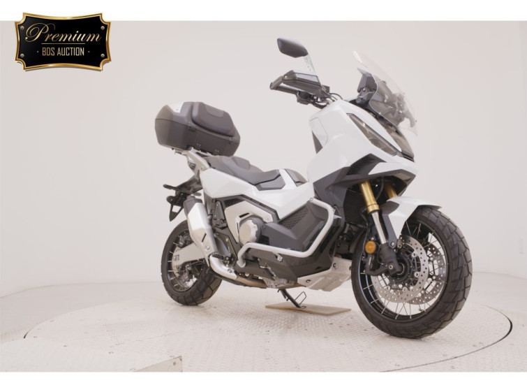 Мотоцикл Honda X-ADV750-2 с пробегом 2737 km