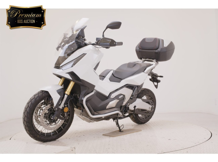 Мотоцикл Honda X-ADV750-2 с пробегом 2737 km