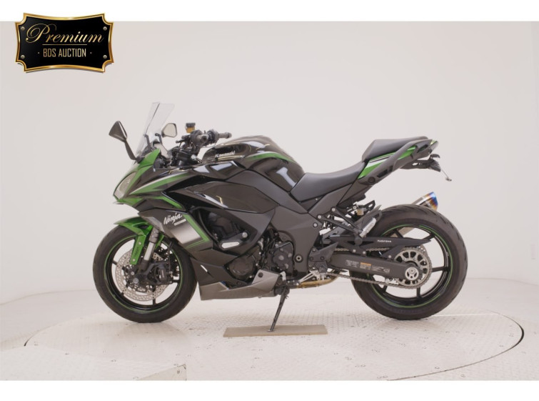 Мотоцикл Kawasaki ninja 1000 sx с пробегом 8541 km