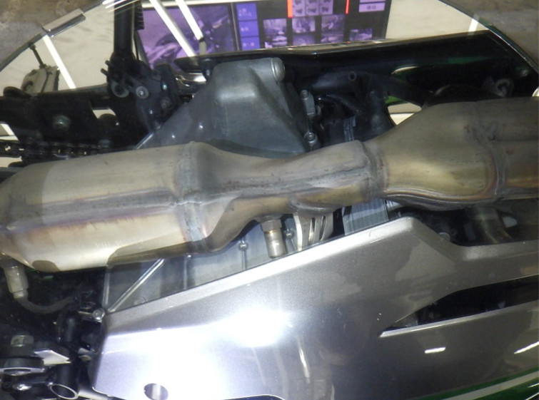 Мотоцикл Kawasaki NINJA H2 SX з пробігом 7792 km