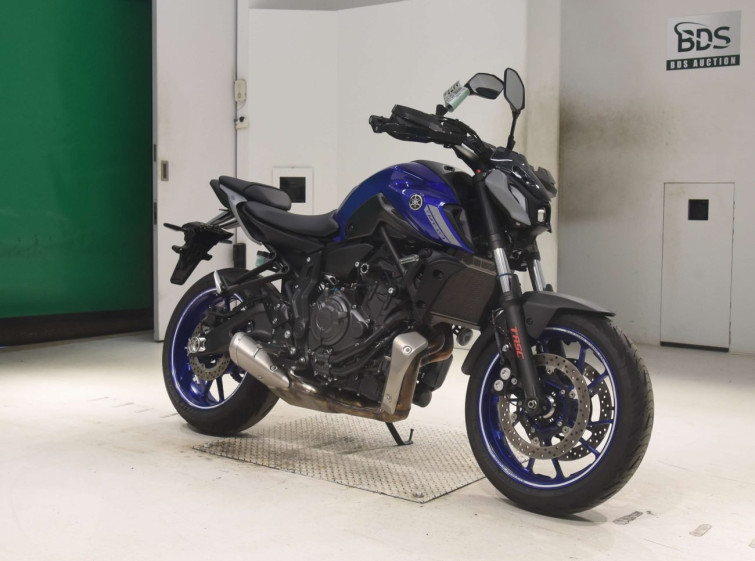 Мотоцикл Yamaha MT-07 с пробегом 2759 km