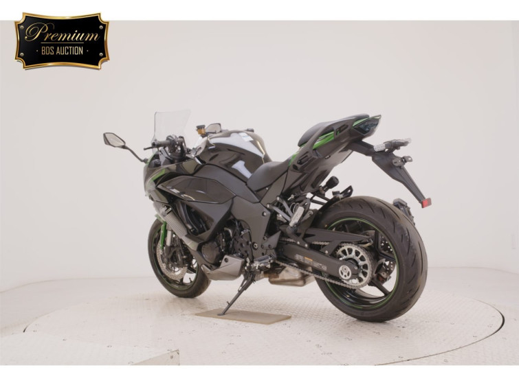 Мотоцикл Kawasaki ninja 1000 sx з пробігом 140 km