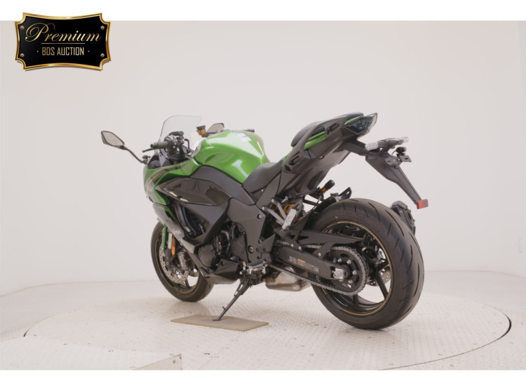 Мотоцикл Kawasaki ninja 1000 sx з пробігом 748 km