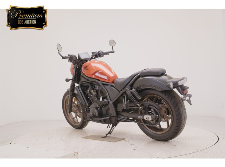 Мотоцикл Honda REBEL CMX1100 с пробегом 571 km