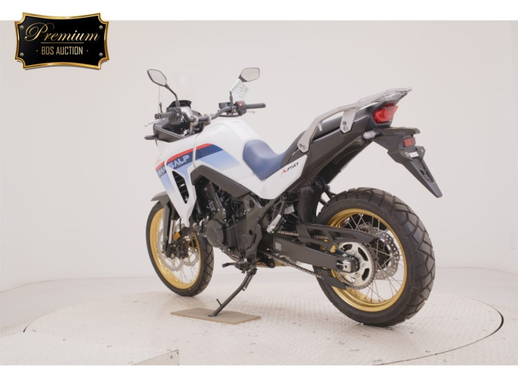 Мотоцикл Honda XL750TRANSALP з пробігом 11 km