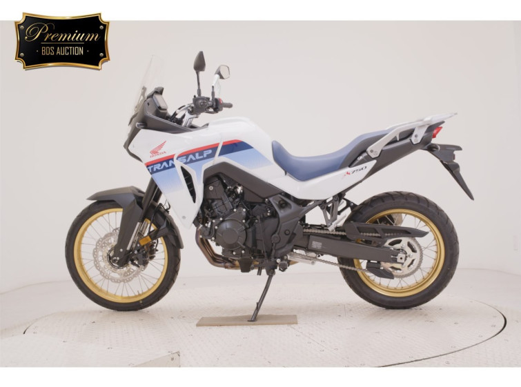 Мотоцикл Honda XL750TRANSALP з пробігом 11 km