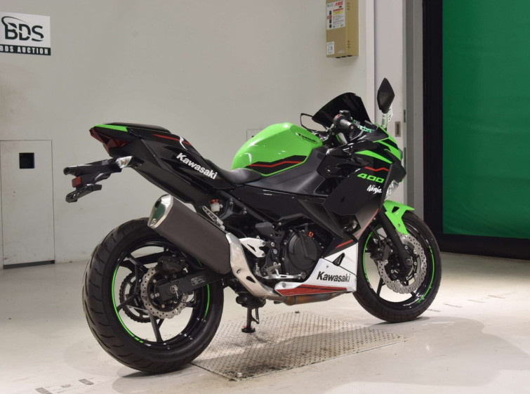 Мотоцикл Kawasaki NINJA400 з пробігом 24832 km