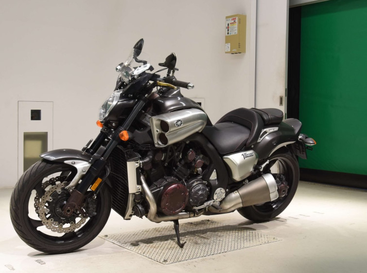 Мотоцикл Yamaha V-MAX1700 з пробігом 19387 km
