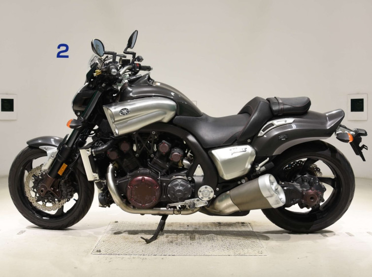 Мотоцикл Yamaha V-MAX1700 з пробігом 19387 km