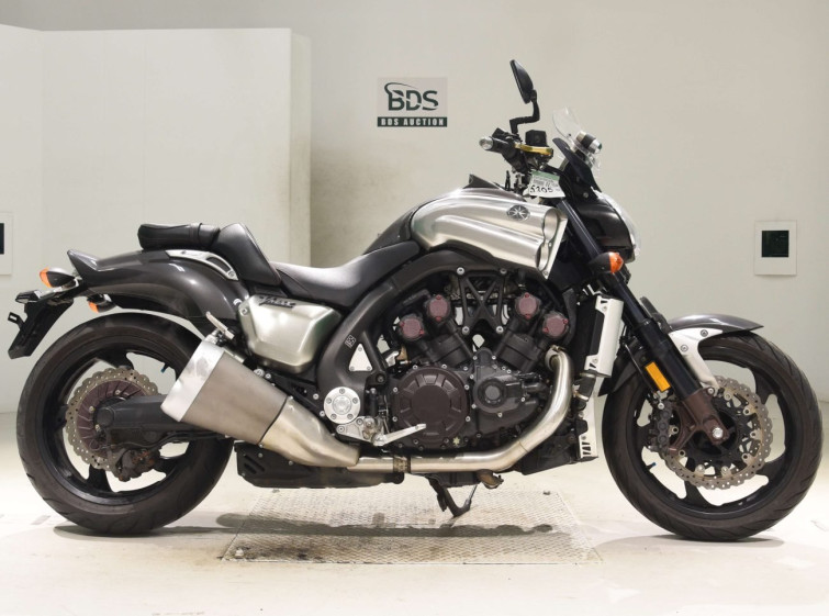 Мотоцикл Yamaha V-MAX1700 з пробігом 19387 km