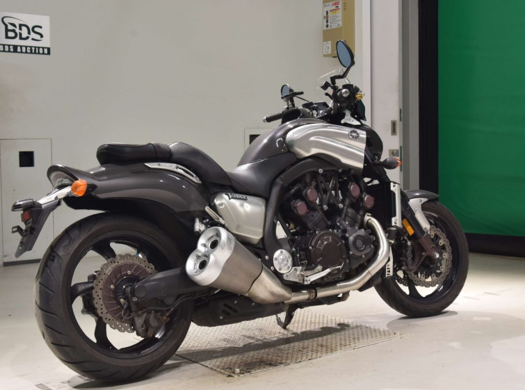 Мотоцикл Yamaha V-MAX1700 з пробігом 19387 km