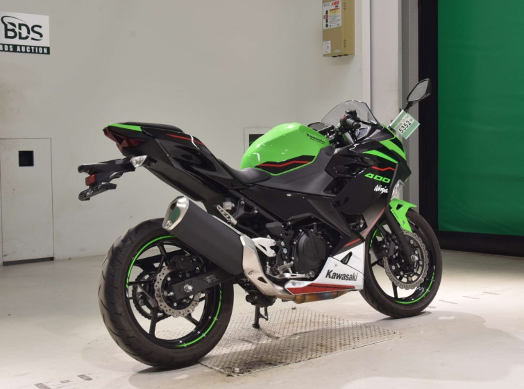 Мотоцикл Kawasaki NINJA400 с пробегом 4393 km