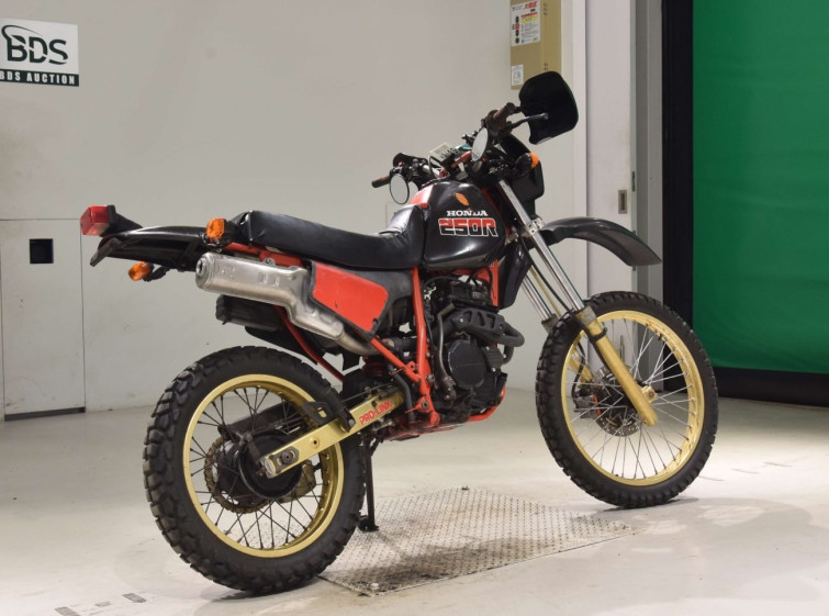 Мотоцикл Honda XLR250R з пробігом 21001 km